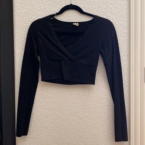 Tilly’s Black Crop Top